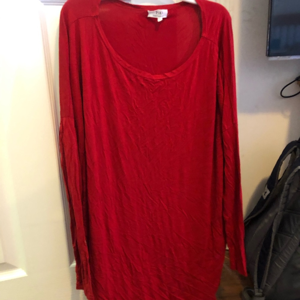 Red piko dress